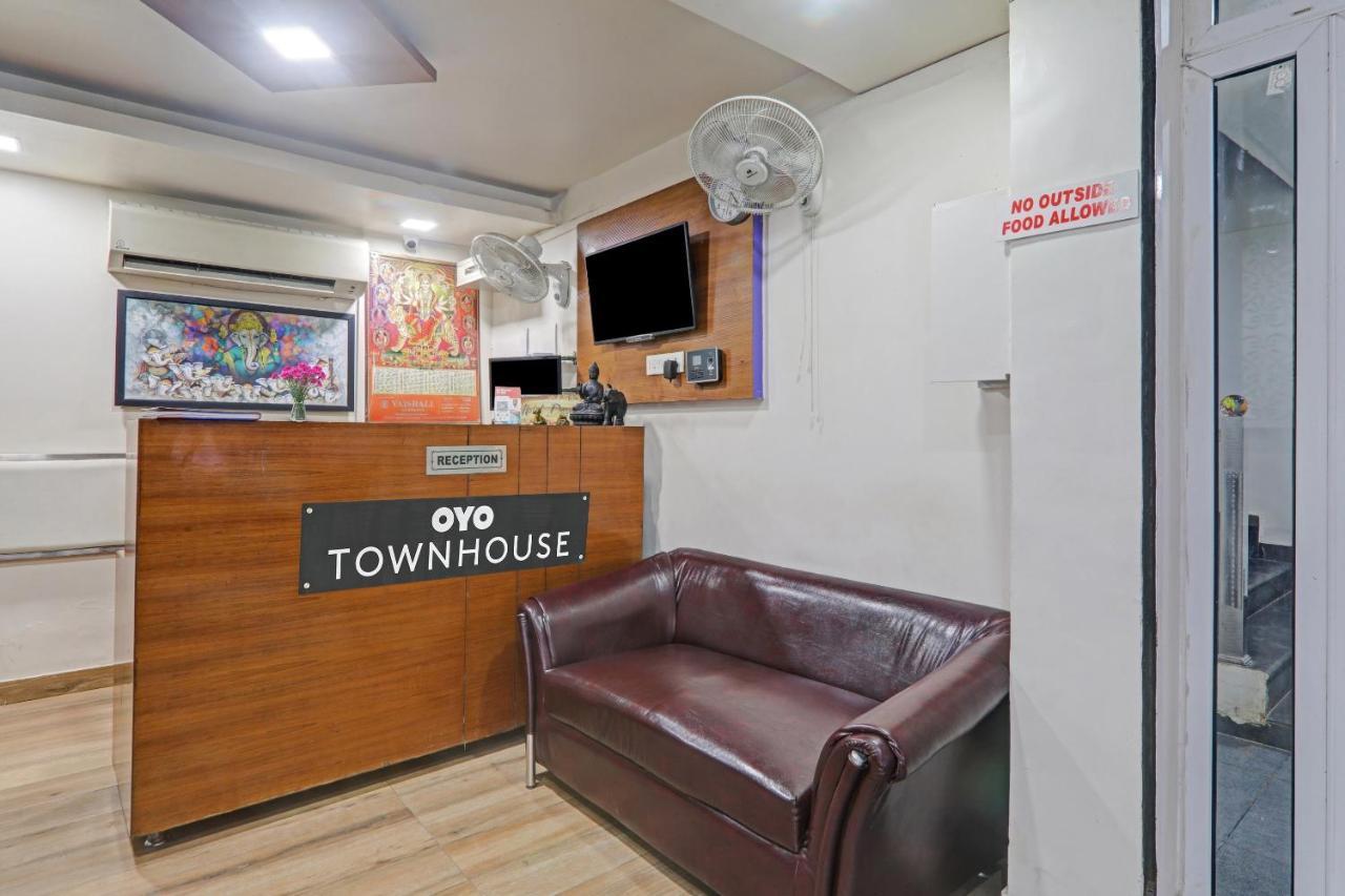 Townhouse 1150 Hotel Dayal Palace Chinhat Экстерьер фото