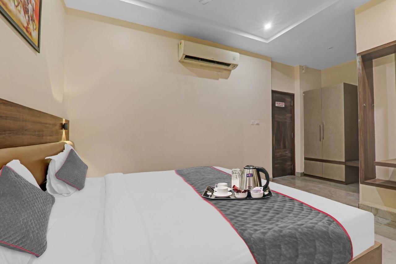 Townhouse 1150 Hotel Dayal Palace Chinhat Экстерьер фото